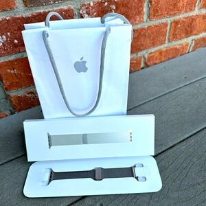 NIB 46mm Apple Watch band in Carbon Neutral